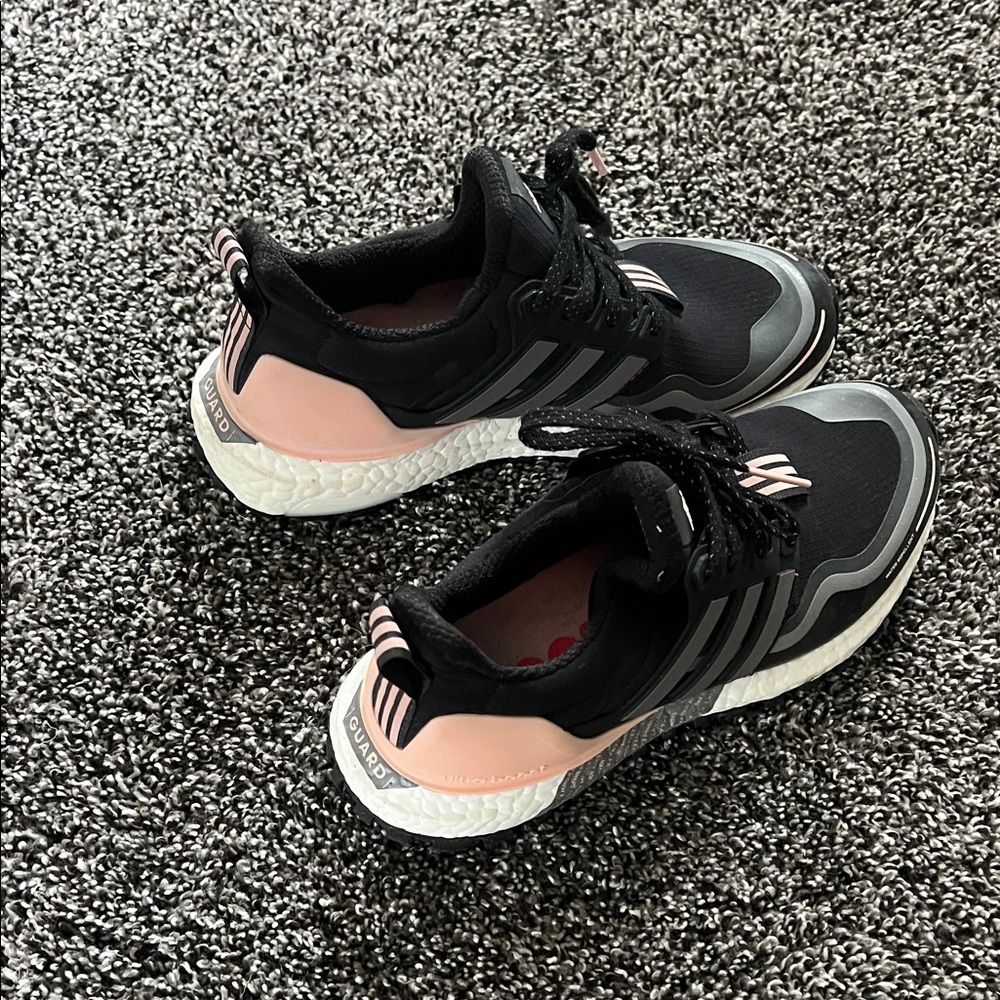 Adidas Women's Black and Pink Sneakers